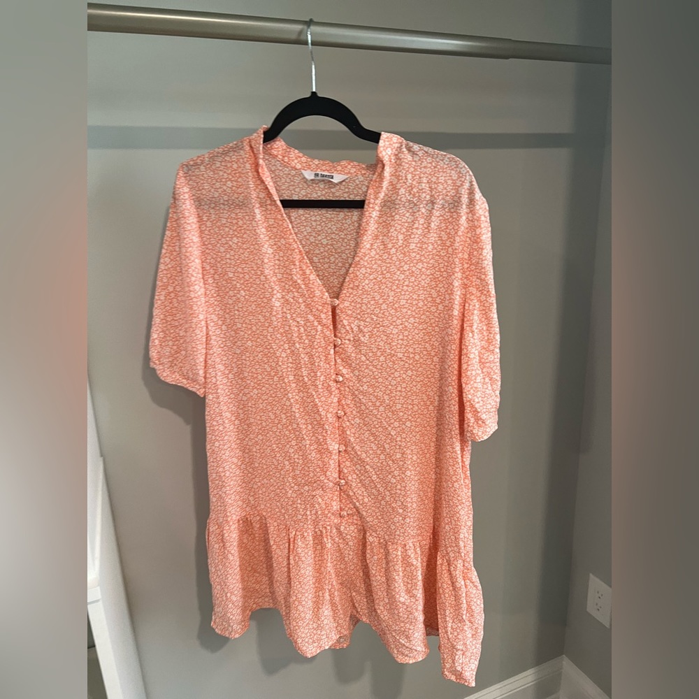 Never worn ruffle pink white floral shirt dress. Sleeves are short. Slip fit